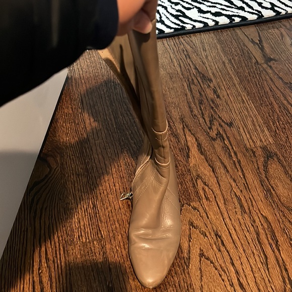 Bcbg knew high boots. Zip up - Picture 2 of 2